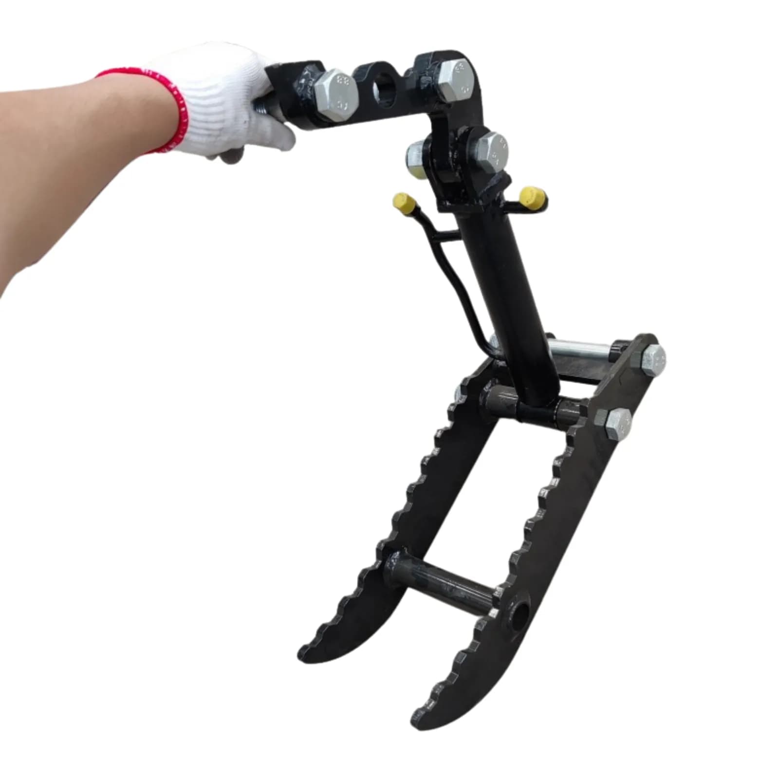 TYPHON Attachments Hydraulic Thumb Clip Attachment thumbnail 3