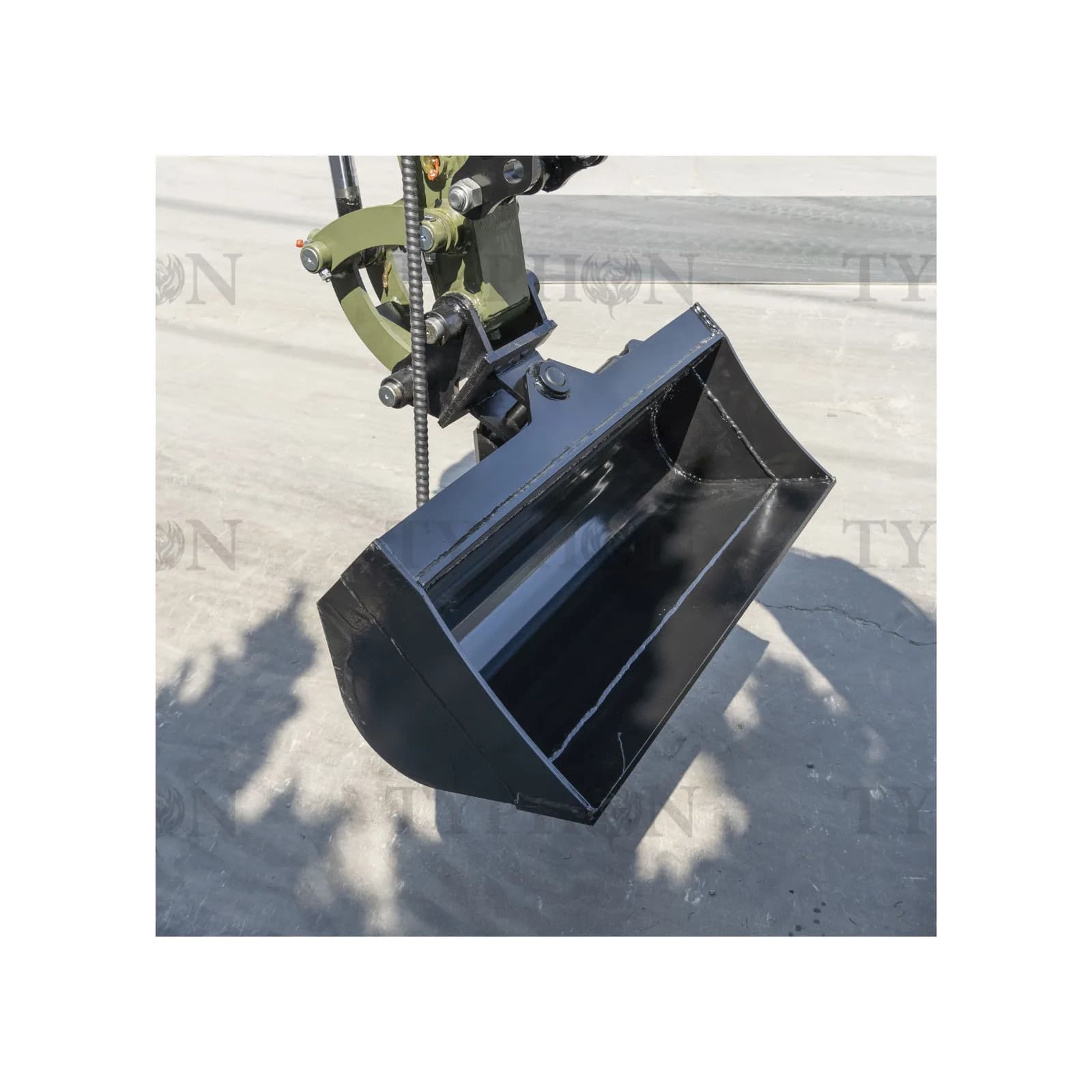 800mm Tilting Bucket Attachment thumbnail 4