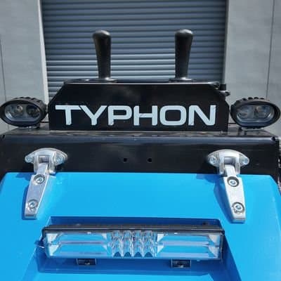 TYPHON STOMP V900 Mini Track Loader Kubota D1105 25HP Diesel Stand-On Skid Steer Loader thumbnail 35