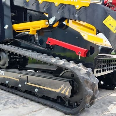 TYPHON STOMP V900 1.4-Ton Compact Track Loader with 25HP Kubota Diesel... thumbnail 37