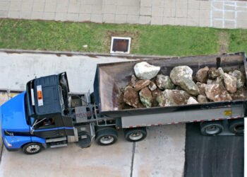 Methods to Discover the Proper Rock and Filth Hauling Firm