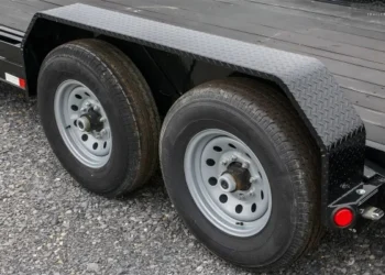 How Broad Is a Automobile Trailer Between Fenders